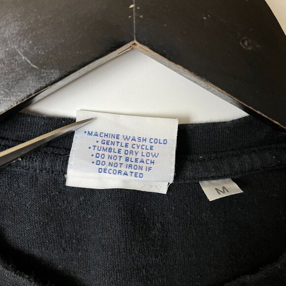 Pirates Carnival T Shirt Small S Adult Black Graphic Tee - Picture 6 of 14